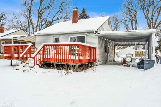 3985 Motorway Drive, Waterford, MI 48328