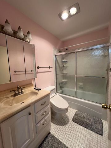 1172 Commodore Court 203, Fort Pierce, FL 34949