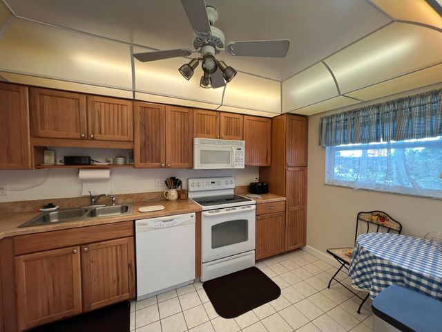 1172 Commodore Court 203, Fort Pierce, FL 34949