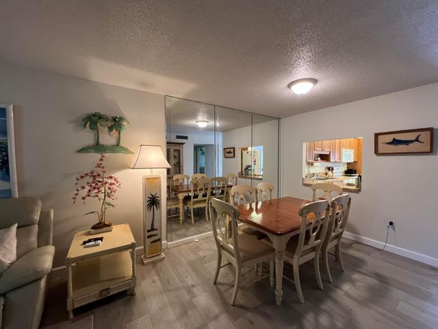 1172 Commodore Court 203, Fort Pierce, FL 34949