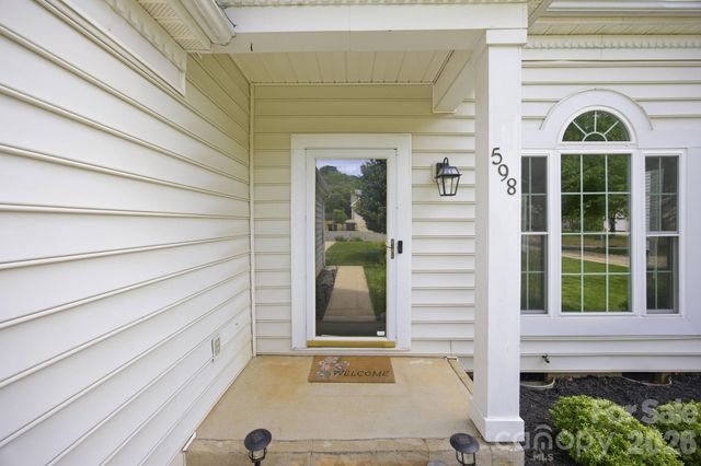 598 Viking Place SW, Concord, NC 28025