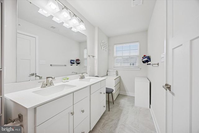 135 BISHOP WAY, Dublin, PA 18917