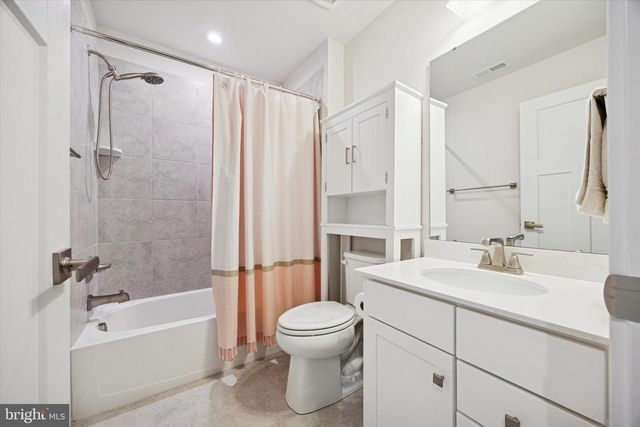 135 BISHOP WAY, Dublin, PA 18917