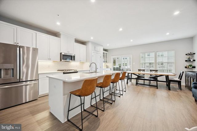 135 BISHOP WAY, Dublin, PA 18917