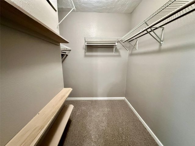 124 Bennett Street, West Columbia, TX 77486