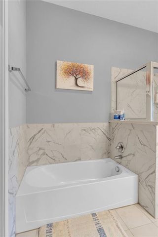 21607 W 120th Street 3700, Olathe, KS 66061