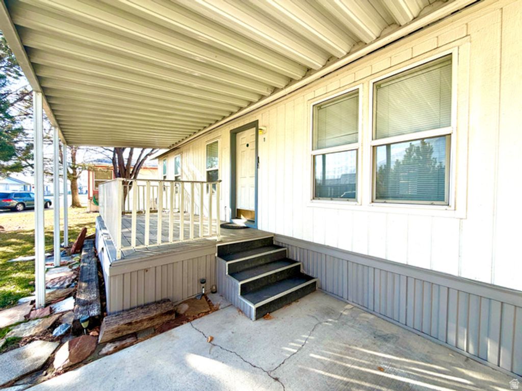 Image 22 of property listing at 1025 N 300 W #1, Springville, UT 84663