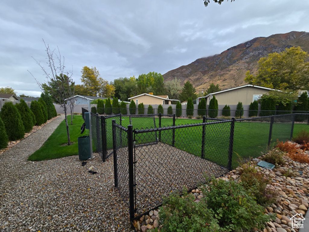 Image 32 of property listing at 1025 N 300 W #1, Springville, UT 84663