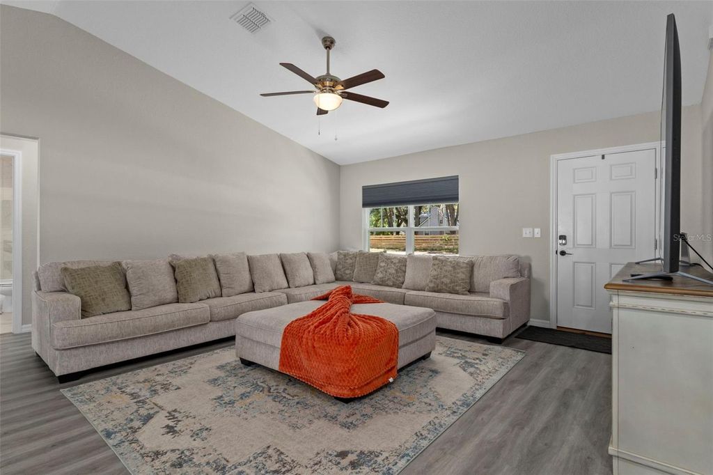 Image 3 of property listing at 13731 SW 102ND PLACE, Dunnellon, FL 34432
