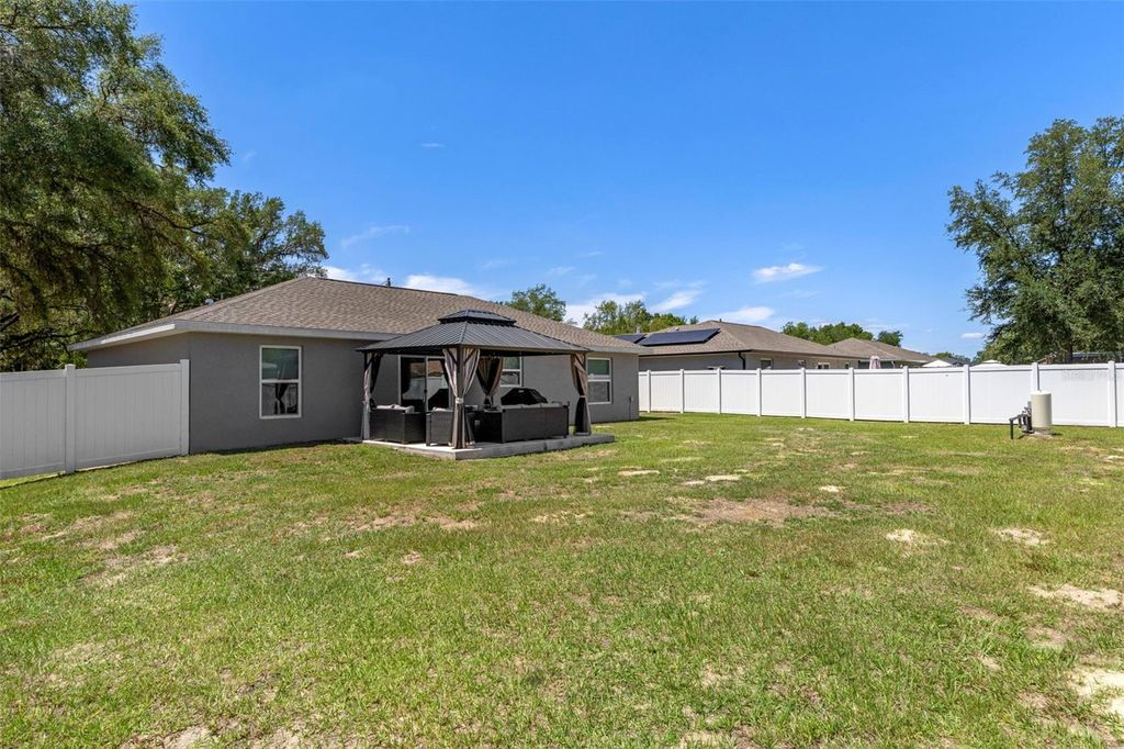 Image 27 of property listing at 13731 SW 102ND PLACE, Dunnellon, FL 34432
