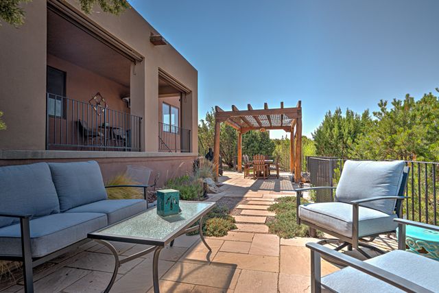 5 Via Quarta, Santa Fe, NM 87507