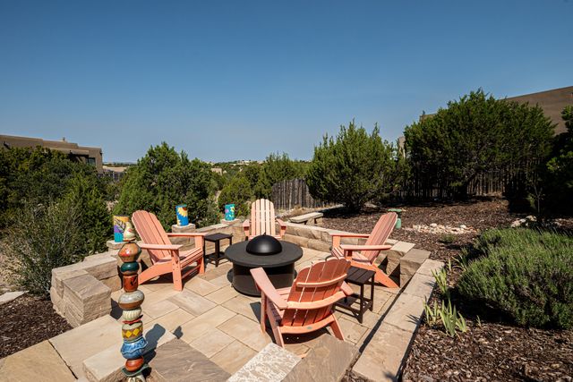 5 Via Quarta, Santa Fe, NM 87507