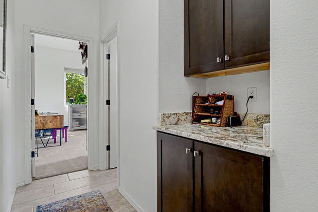 5 Via Quarta, Santa Fe, NM 87507