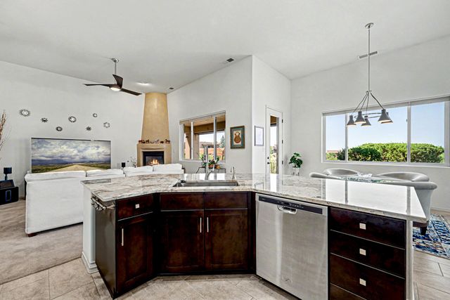 5 Via Quarta, Santa Fe, NM 87507