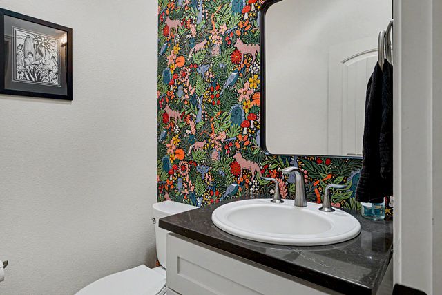 5 Via Quarta, Santa Fe, NM 87507
