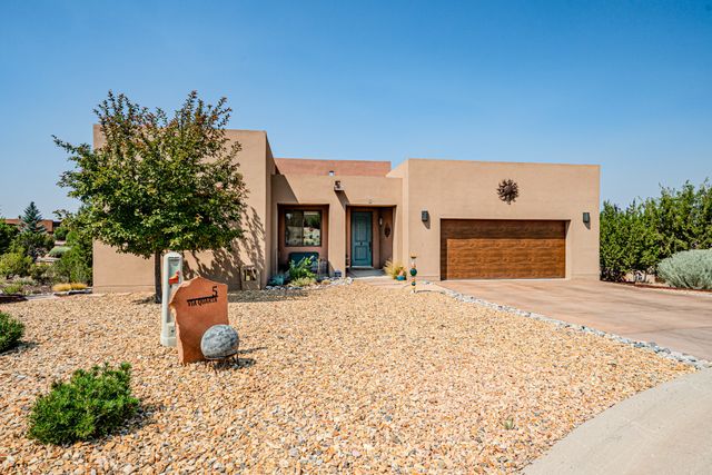 5 Via Quarta, Santa Fe, NM 87507