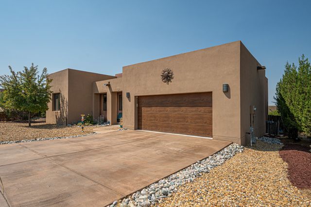 5 Via Quarta, Santa Fe, NM 87507
