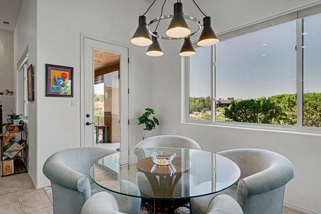 5 Via Quarta, Santa Fe, NM 87507