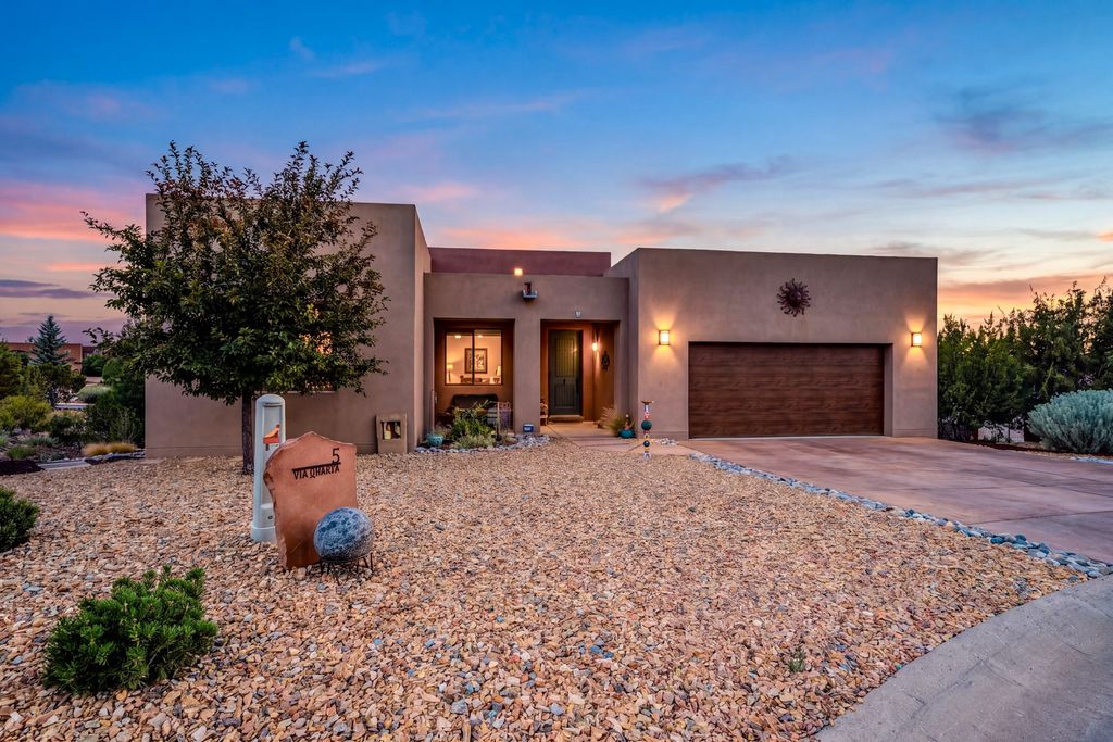5 Via Quarta, Santa Fe, NM 87507