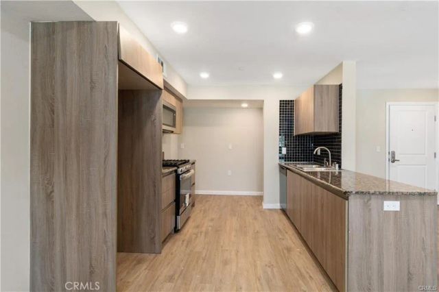 13710 Foothill, Sylmar, CA 91342