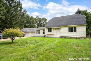 1040 Fonger Street, Sparta, MI 49345