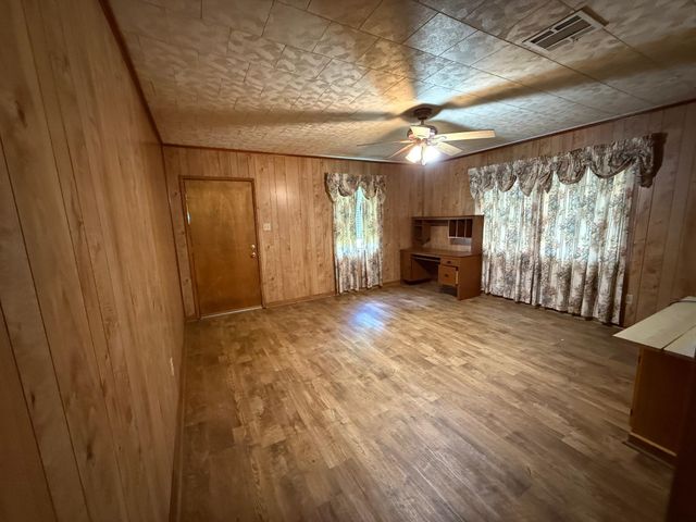 5463 West Main Street, Houma, LA 70360