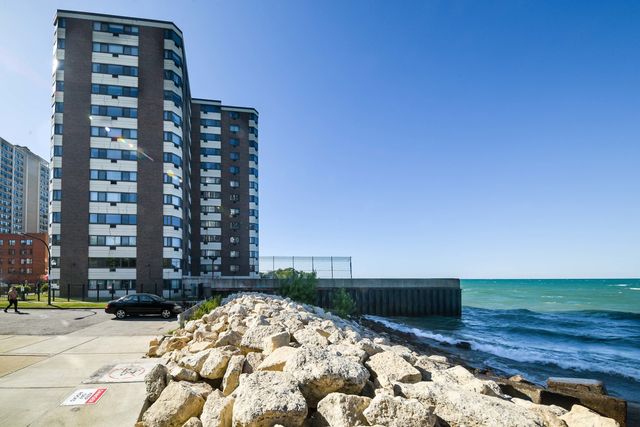 7337 S South Shore Drive 708, Chicago, IL 60649
