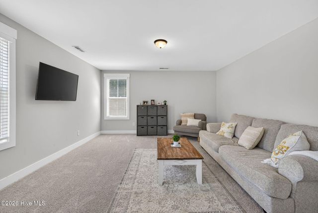5425 Sharp Acorn Court, Wilmington, NC 28409