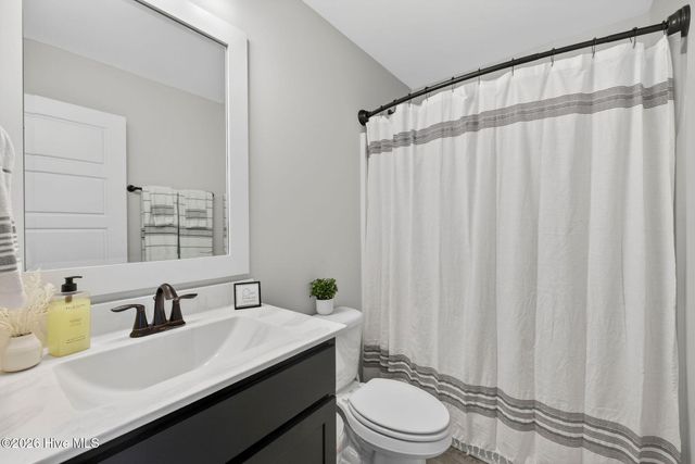 5425 Sharp Acorn Court, Wilmington, NC 28409