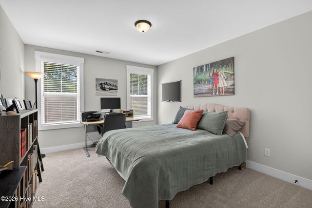 5425 Sharp Acorn Court, Wilmington, NC 28409