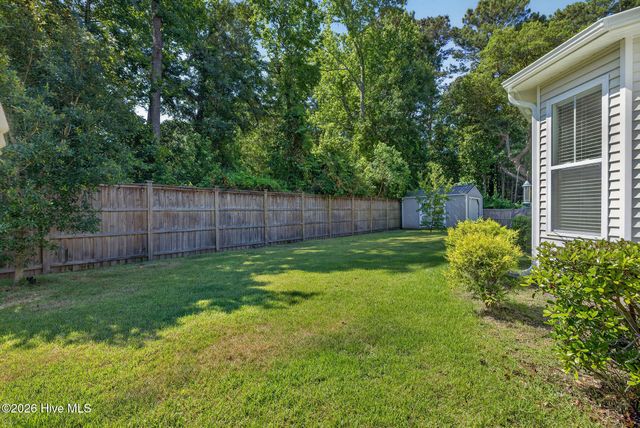 5425 Sharp Acorn Court, Wilmington, NC 28409