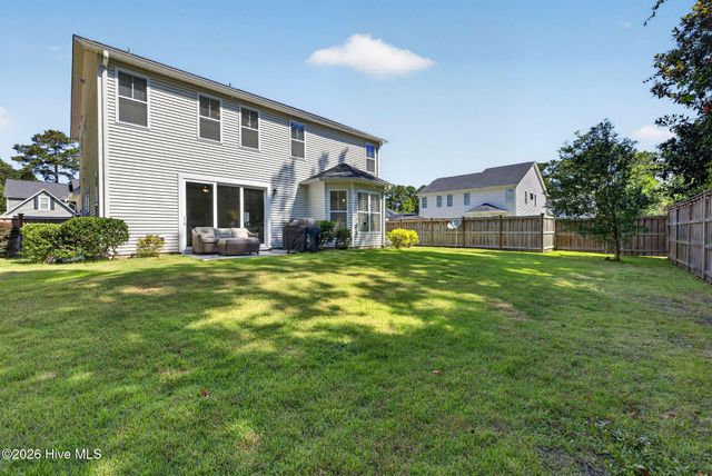 5425 Sharp Acorn Court, Wilmington, NC 28409