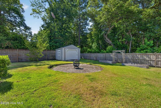 5425 Sharp Acorn Court, Wilmington, NC 28409