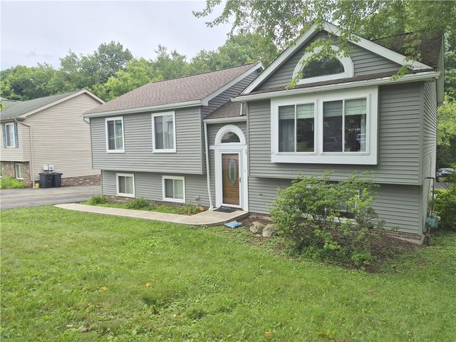 1501 N Randolph Drive, Jefferson Hills, PA 15025