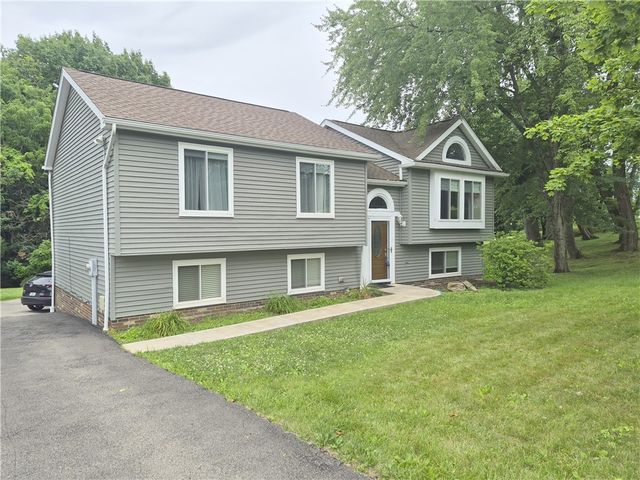 1501 N Randolph Drive, Jefferson Hills, PA 15025