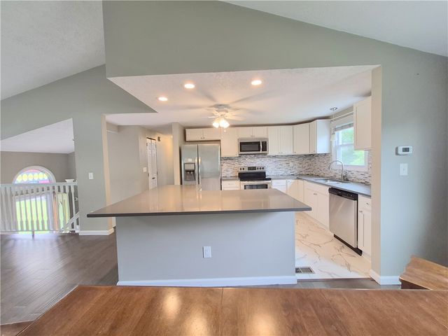1501 N Randolph Drive, Jefferson Hills, PA 15025
