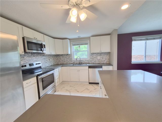 1501 N Randolph Drive, Jefferson Hills, PA 15025