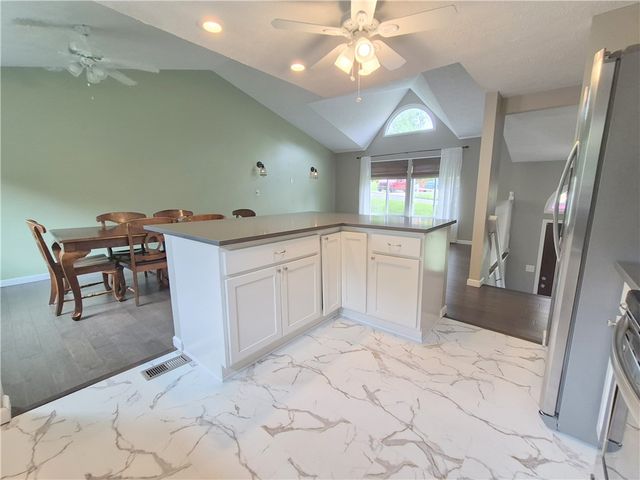 1501 N Randolph Drive, Jefferson Hills, PA 15025