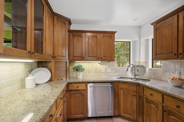 6709 Johns Court, Arlington, TX 76016