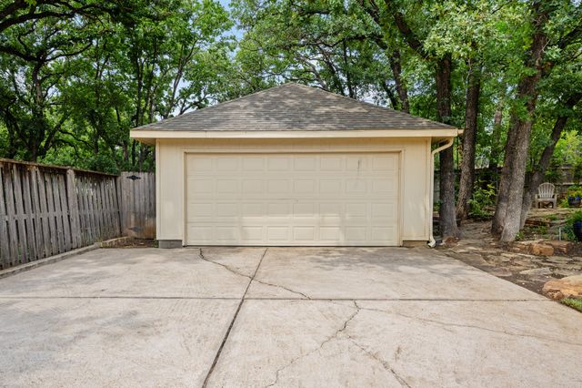 6709 Johns Court, Arlington, TX 76016