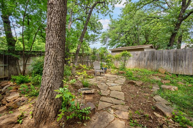 6709 Johns Court, Arlington, TX 76016