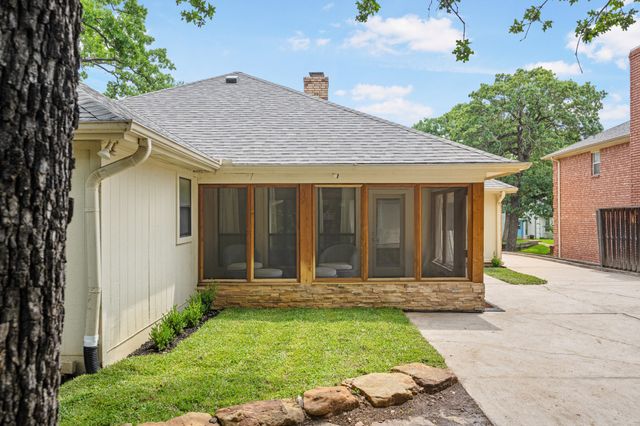 6709 Johns Court, Arlington, TX 76016