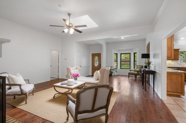 6709 Johns Court, Arlington, TX 76016