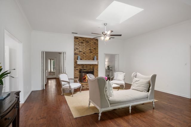 6709 Johns Court, Arlington, TX 76016