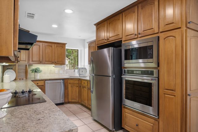 6709 Johns Court, Arlington, TX 76016