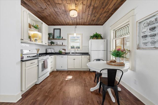 405 W Baker Street, Arlington, MN 55307