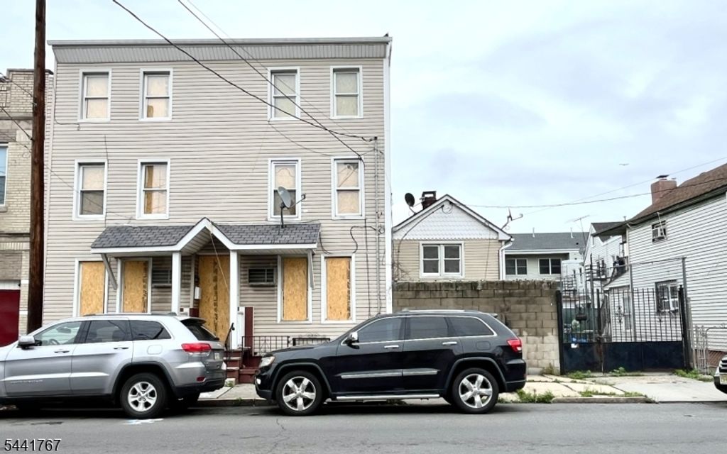 146 Pacific St, Newark City, NJ 07105 — exterior
