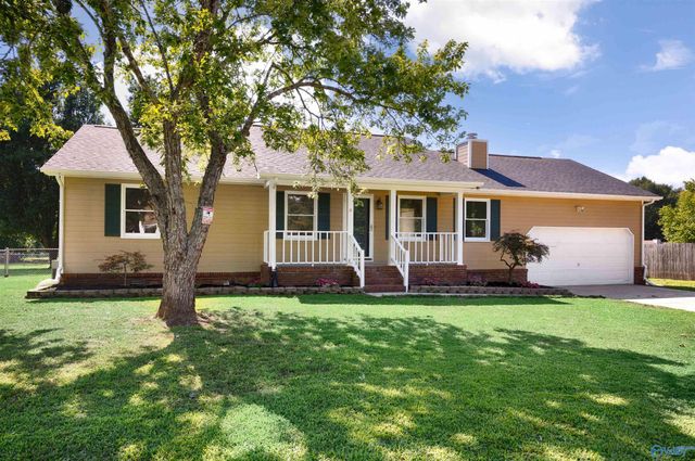 102 Alice Janes Circle, Huntsville, AL 35811