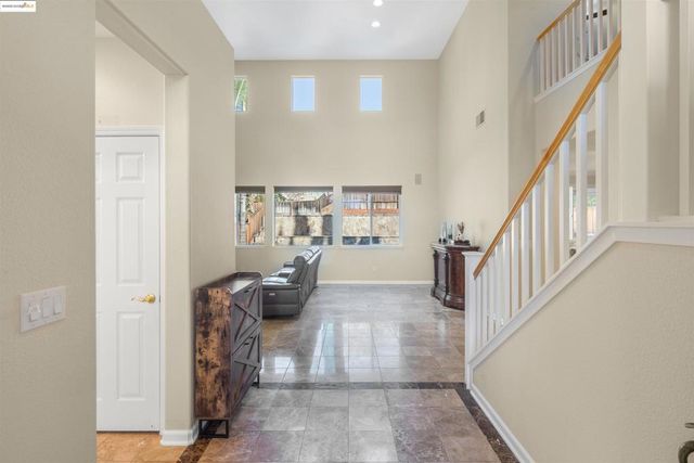 4437 Buckskin Dr, Antioch, CA 94531