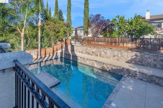 4437 Buckskin Dr, Antioch, CA 94531